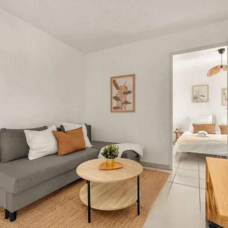 Confort & Charme A アパート *